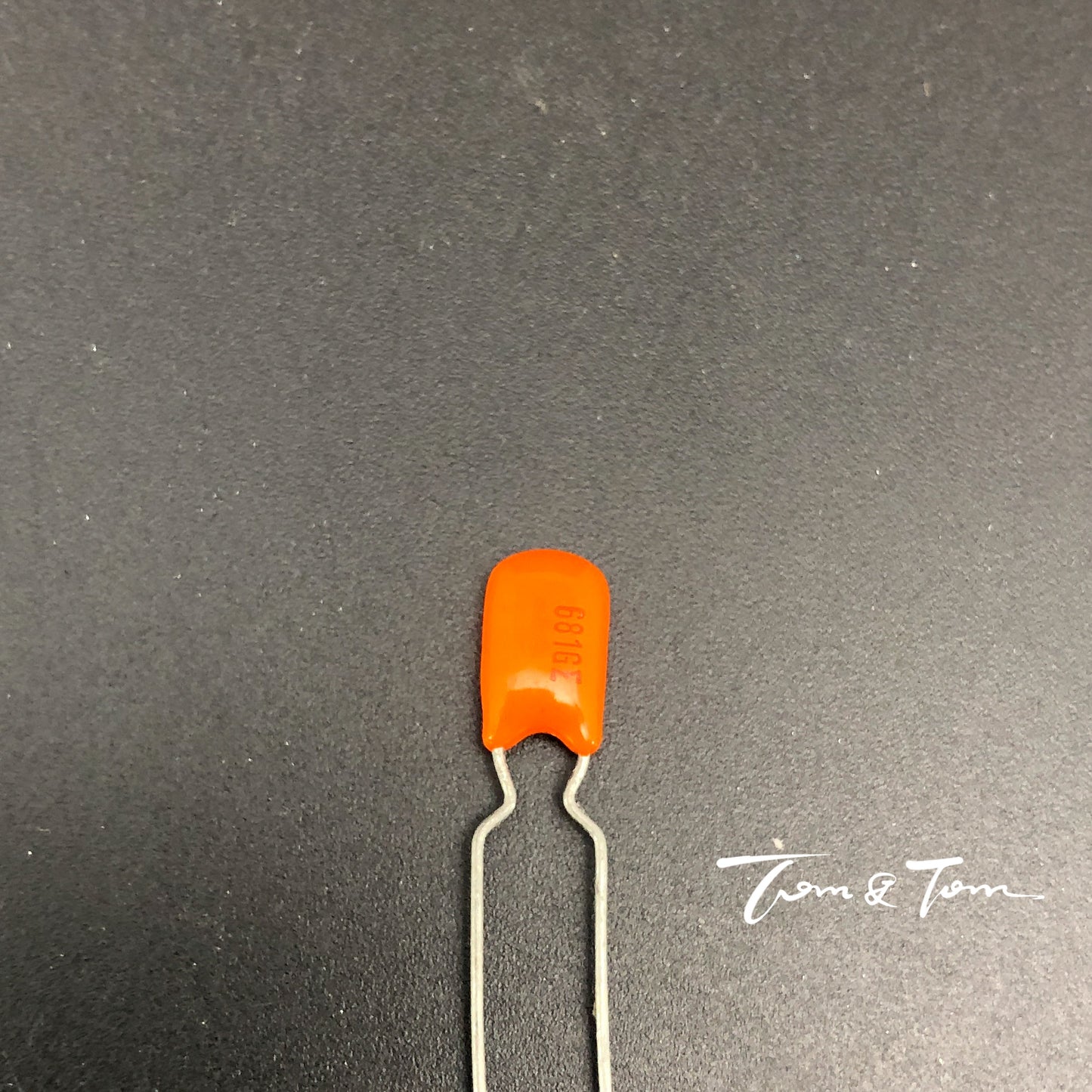 NISSEI APS 680pf Orange Capacitor 100V